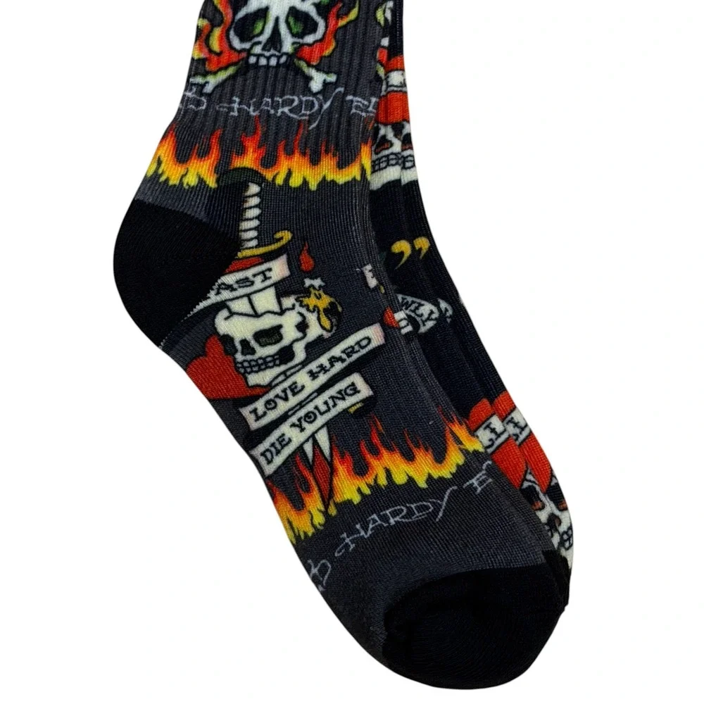 Ed‎ Hardy Crew Socks Men One Size Black New 2 Pair Skull Flame Tattoo Graphic